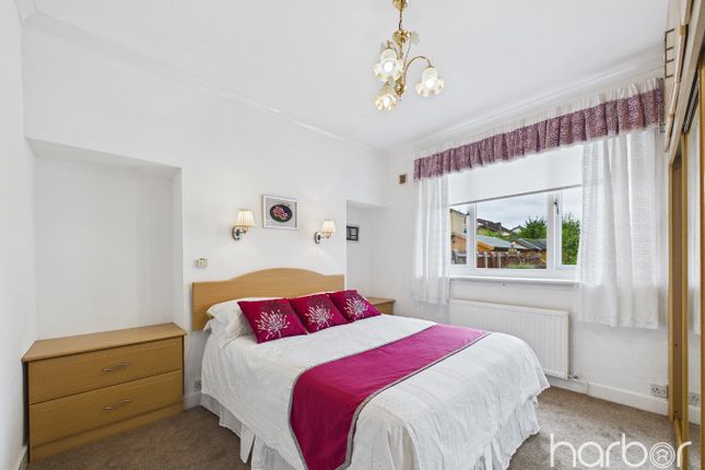 717 Coatbridge Road, Bargeddie, North Lanarkshire photo 4