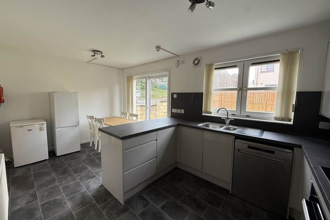 81 Blackness Road, Dundee photo 4