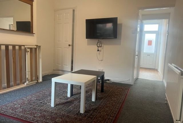 33, Rydal Street, Leicester photo 2