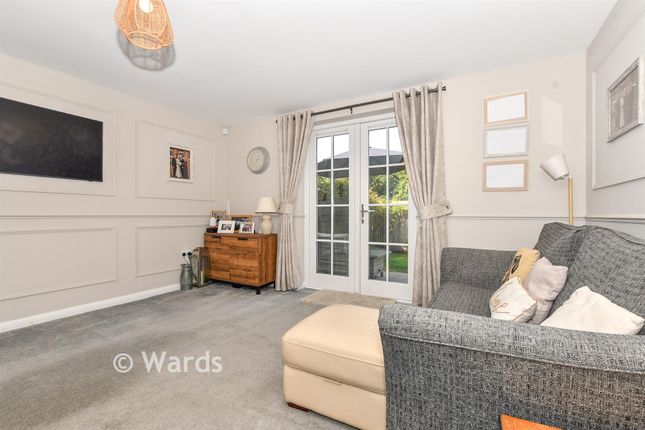 8, Pierce Lane, Tenterden photo 4