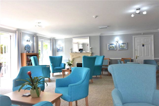 Flat for sale in Rymans Court, Didcot, Oxfordshire