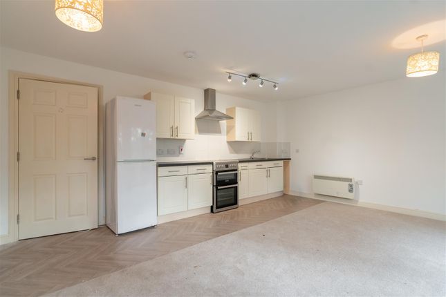 Flat 12, Alpha House, Cheltenham photo 5