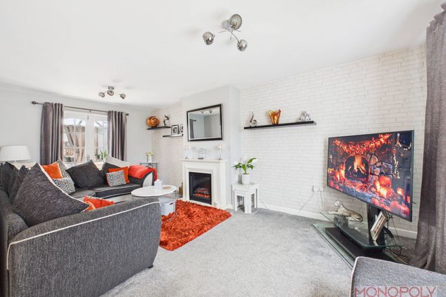 72 Hampden Way, Wrexham photo 3