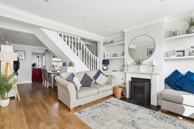199 Stanley Hill, Amersham photo 4
