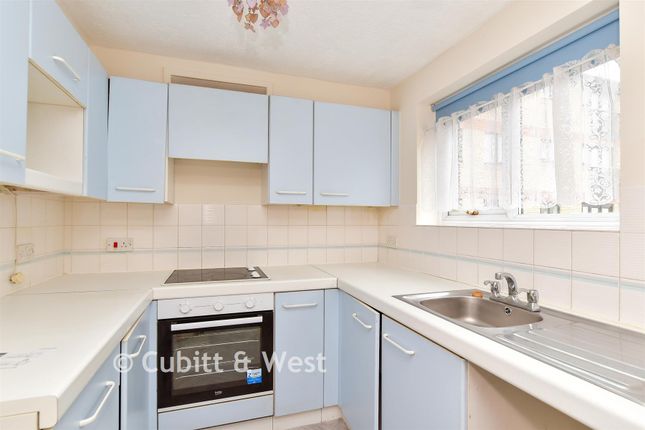 Windsor Court, Tongdean Lane, Brighton photo 3