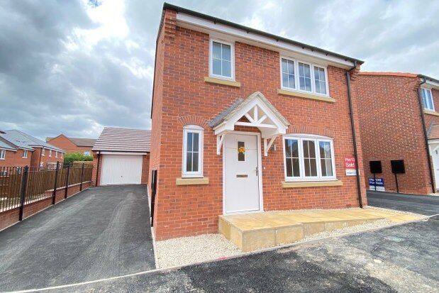 3 bed detached house to rent in Haines Drive, Loughborough LE12