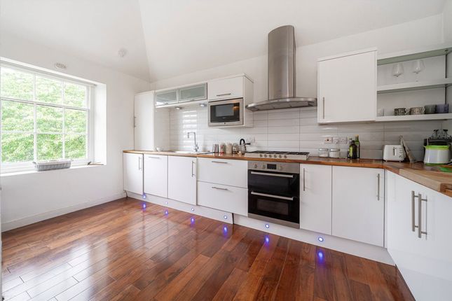 Flat 8, 92, French Street, Sunbury-On-Thames photo 3