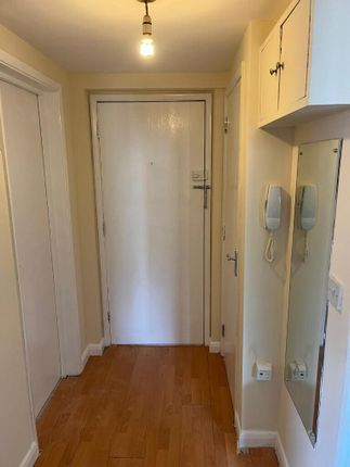 94, Milliners Court, Luton photo 2