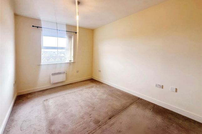 Flat to rent in Spool Court, Winding Rise, Bailiff Bridge, Brighouse