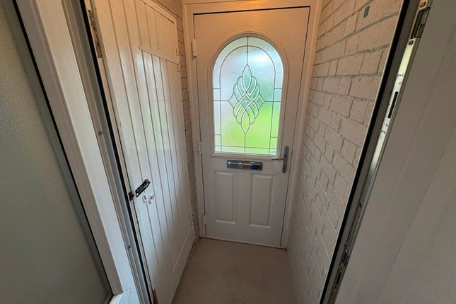 5 Ernest Clark Close, Willenhall photo 4