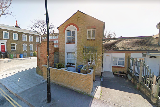 Thumbnail Semi-detached house to rent in Chaucer Drive, Bermondsey