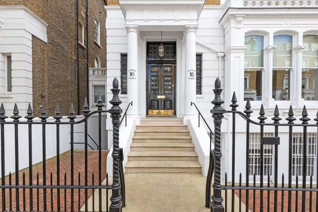 Flat to rent in Gledhow Gardens, South Kensington, London