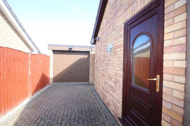 Detached bungalow for sale in Bryn Onnen, Abergele