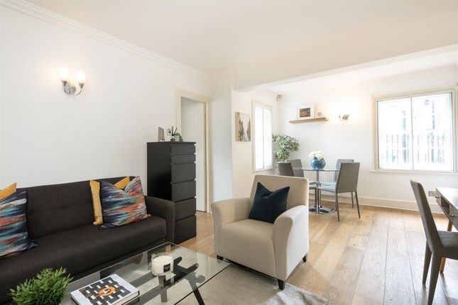 Flat for sale in Camberwell New Road, Camberwell