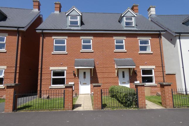 4 bed property to rent in Sherbourne Drive, Old Sarum, Salisbury SP4