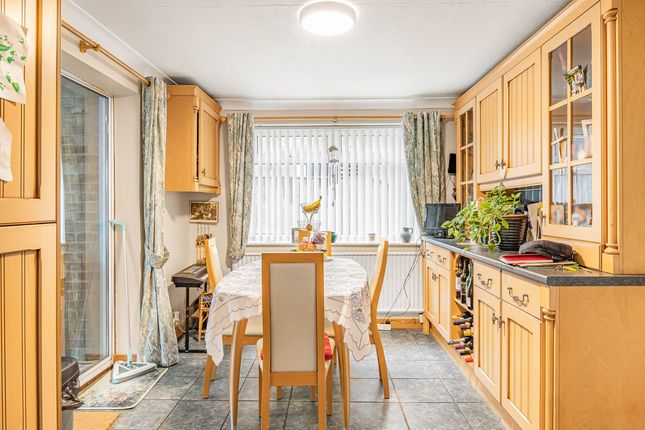 37, Spencer Avenue, Yarnton photo 4