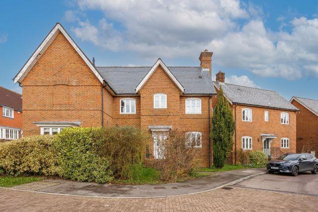 2-bed house on 33, Nassau Drive, Crowborough, £325,000