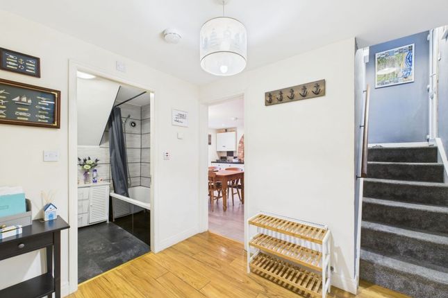 6a, Springhill Terrace, Whitby photo 3