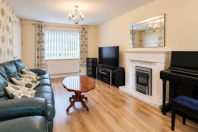 66, Earlsmeadow, Newcastle Upon Tyne photo 2