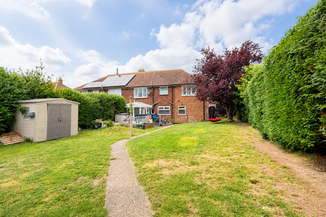 7, Coniston Avenue, Ramsgate photo 2