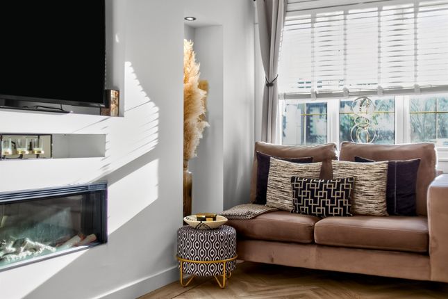 26, Louden Hill Road, GLASGOW photo 4