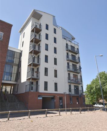 Flat to rent in Park West, Derby Road, Canning Circus
