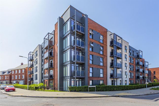 Flat for sale in Mayfield House, The Boulevard, Canton