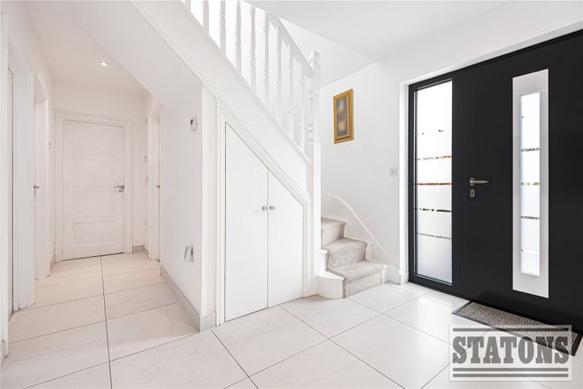 1, Cavendish Road, Barnet photo 2