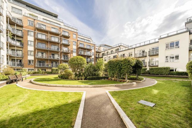 2-bed flat on Flat 51, Claremont House, 14, Aerodrome Road, London, £425,000