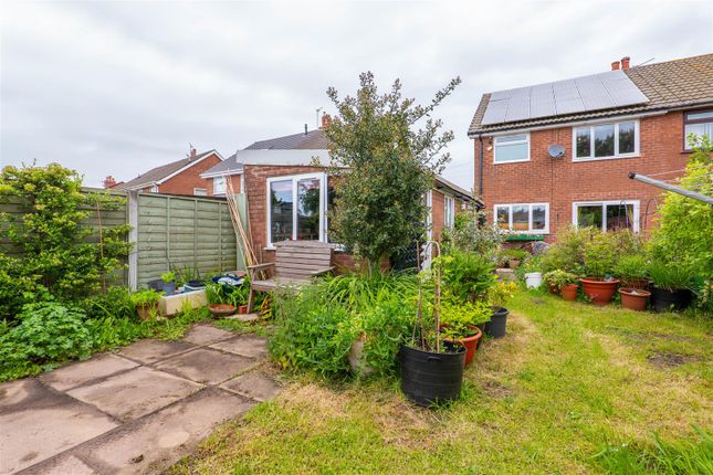 44, Bristol Avenue, Leyland photo 4