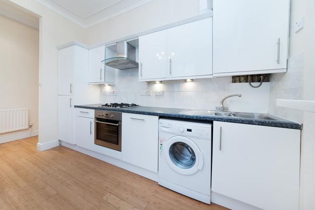 Flat to rent in Acton Street, Clerkenwell, London