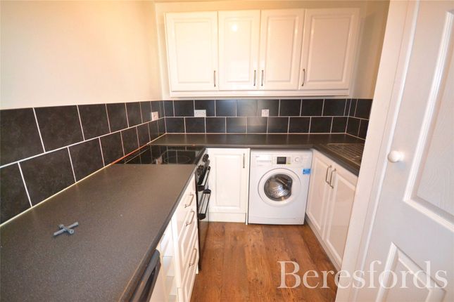 Flat for sale in Haslers Lane, Dunmow