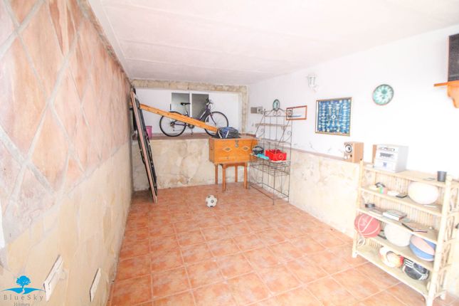Country house for sale in Casarabonela, Malaga, Spain