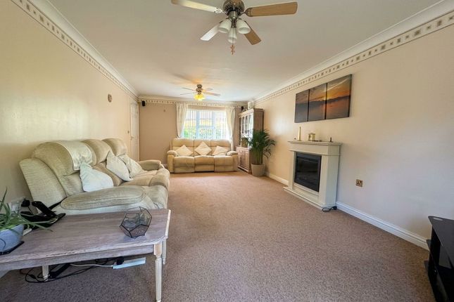 25, Bryony Drive, Ashford photo 3