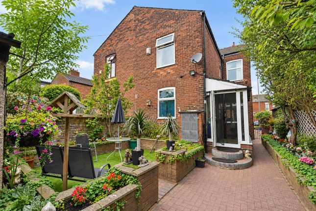 150, Station Road, Pendlebury photo 4
