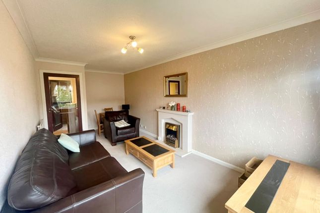 18, Ascot Court, Glasgow photo 2