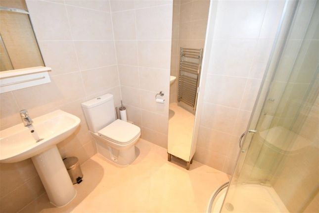 4, Charterhouse Court, Borough Road, Godalming photo 3