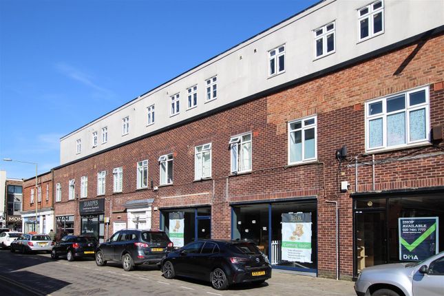 Thumbnail Flat to rent in Arcade Chambers, St Thomas Road, Brentwood