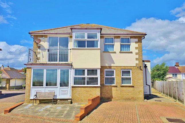 Thumbnail Maisonette for sale in Seaview Heights, Walton On The Naze