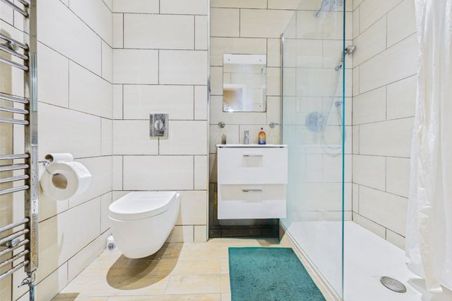 1, Parkside House, Hillingdon photo 4