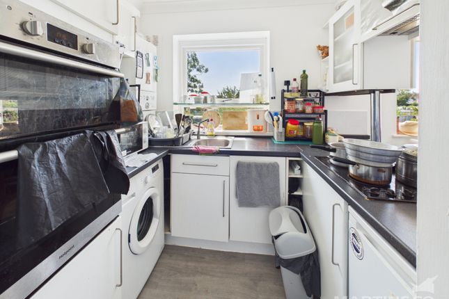 Flat 35A, Orchard Way, West Street photo 3