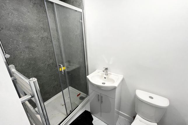 166A, Poole photo 3