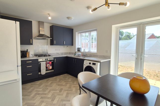 9 Quartz Close, Coalville photo 2