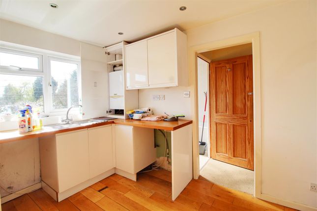 14, Station Close, Brookmans Park photo 5