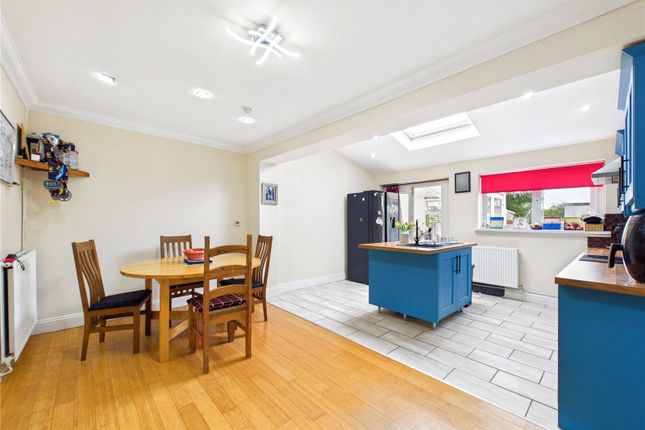 21, Coronation Avenue, Pembrokeshire photo 3