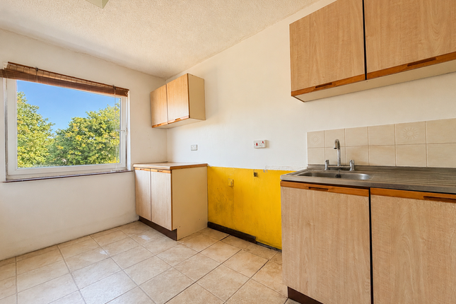 10,St Georges Court, Hillside Road, Dover photo 4