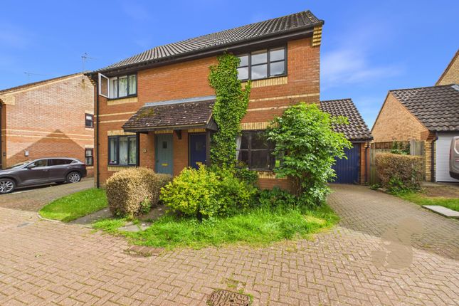 3-bed semi-detached on 40, Glebe Way, Mendlesham, £250,000