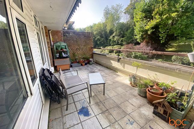 19 Druid Woods Avon Way, Bristol photo 4