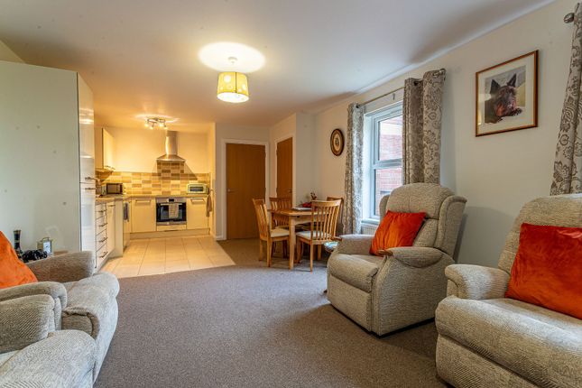 3 Grove Court, Worksop photo 4