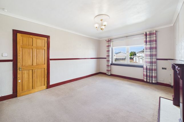 15 Sunnyside Drive, Bargeddie photo 3